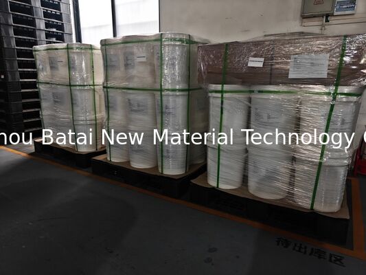 Dual-Function Silicone Elastomer Gel: Enables Both Smudge-Proof High-Shine & Velvety-Soft Matte Lip Finishes